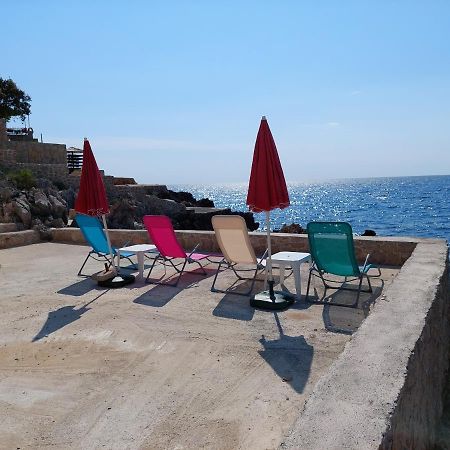 Beach Apartment With Beach Chairs N.1 يوتجيها المظهر الخارجي الصورة