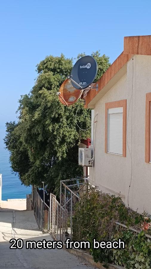Beach Apartment With Beach Chairs N.1 يوتجيها المظهر الخارجي الصورة